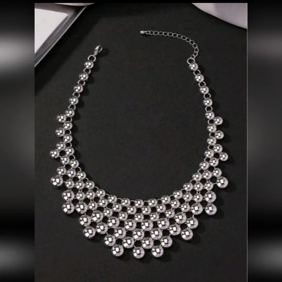 Silver Statement Bib Necklace - Women Jewelry - Picture 3 of 3